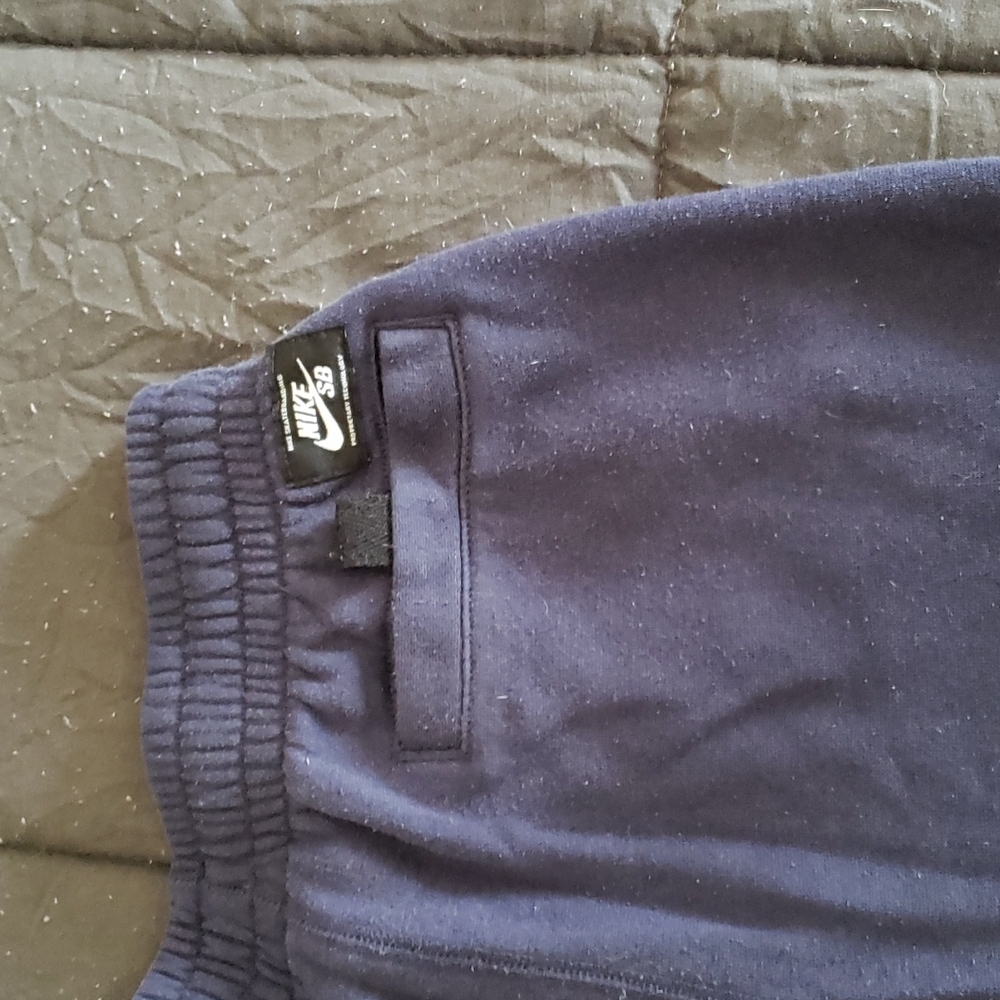 Nike joggers - Picture 6 of 6